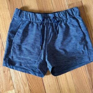 lululemon Tracker Short IV Sz 6 Blue Mini Stripe Nylon Lycra Lined Active Shorts